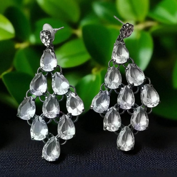 CN Jewelry - CN Vintage crystal silver tone rhinestones earrings chandelier style bling